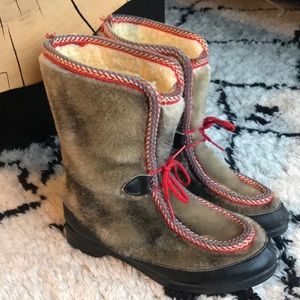 Vintage “MukLuk” winter boots